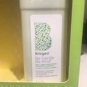 Briogeo Be Gentle Be Kind Conditioner. New